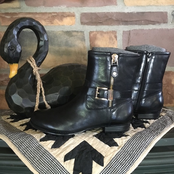 Isaac Mizrahi Live! Black Leather Boots -NWOT - Picture 2 of 6